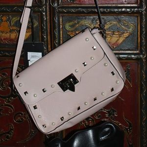 NWT Robert M. Crossbody Pearl Bag